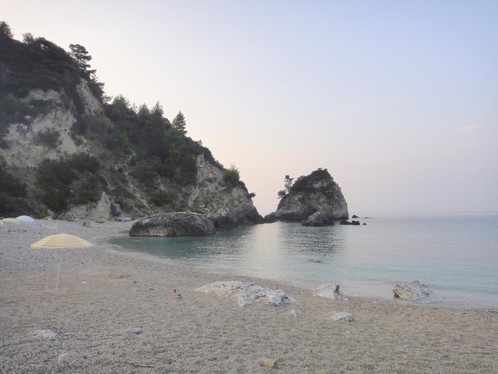 Maria & Kyros House Apartment Parga Luaran gambar